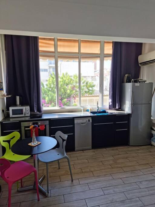 Appartement In The Heart Of The - 2 Bedrooms - By Vacay